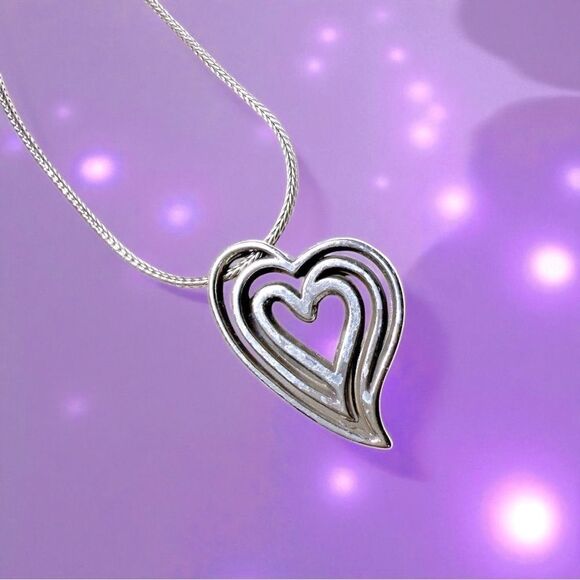 EUC Brighton Infinity Heart Reversible Necklace Silver Crystal - Picture 7 of 8